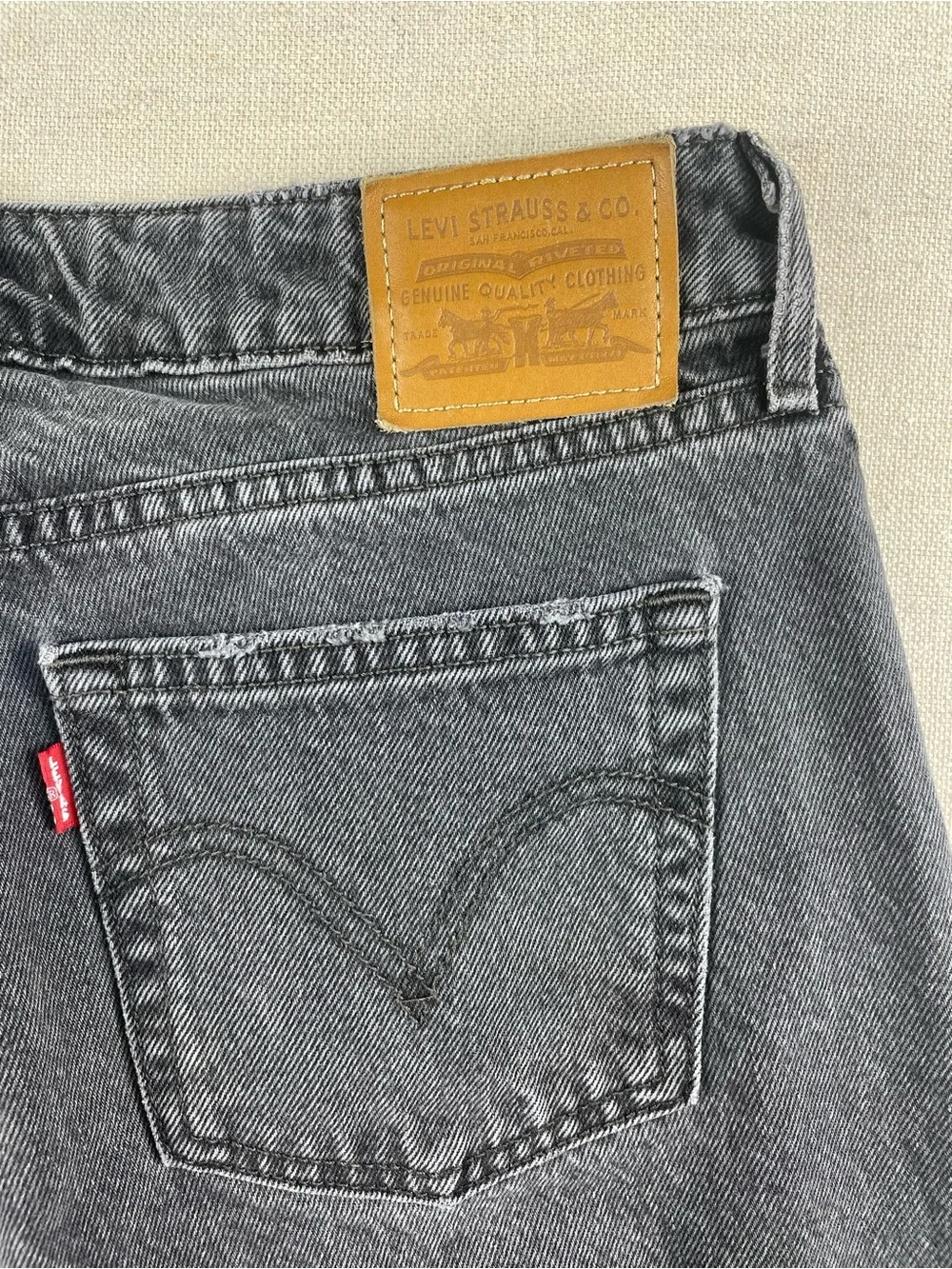 Levi's Low Loose Women’s jeans in washed black